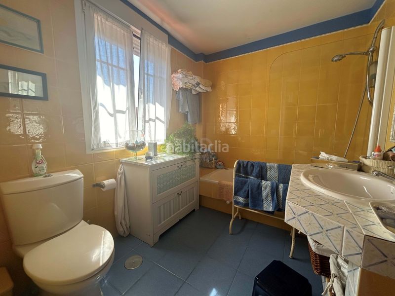Foto 1d0bc501-8710-40f8-9e39-70a8626be17e. Xalet amb calefacció aparcament piscina a Sariegos