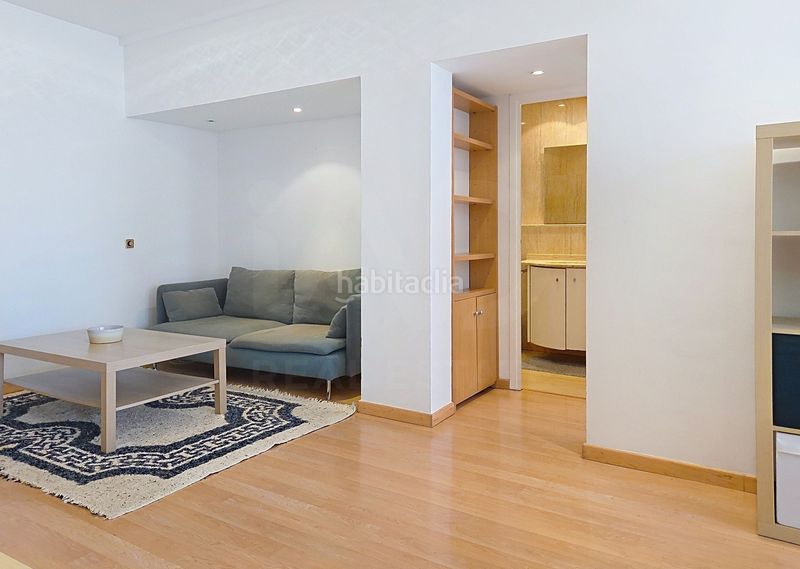 Foto ca8bf8f3-af2e-4160-b516-59632195d8fc. Etagenwohnung in carrer de sant salvador 131 in Vila de Gràcia Barcelona