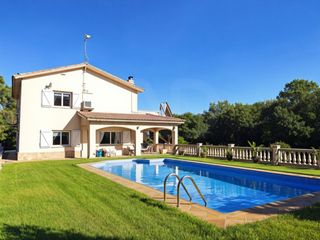 Casa in Bisbal del Penedès (La)