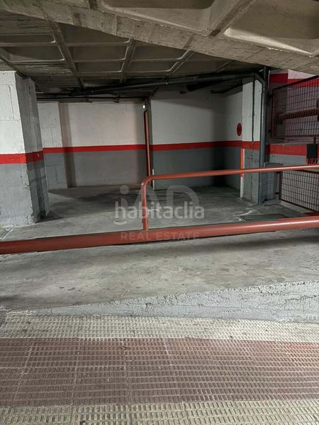 Foto 2489b8de-dcce-4493-8e4e-603ba4a496d6. Aparcament cotxe a Algete centro Algete