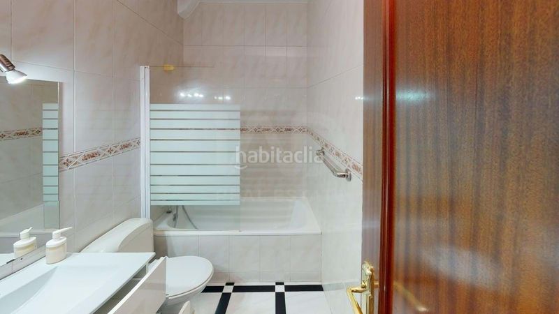 Foto 4e0ca51d-72cd-4670-bcc7-250351d6df3f. Masia a Canet de Mar