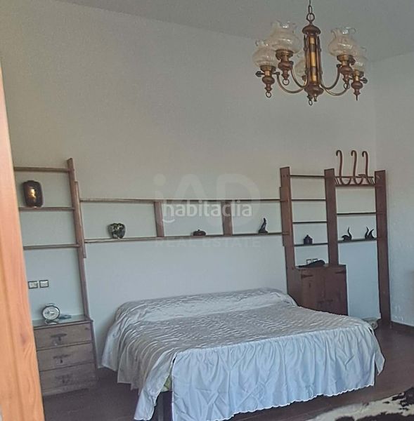 Foto b23d729f-2697-4384-9bb7-ed3b74270b59. Casa amb aparcament a Escucha Lorca