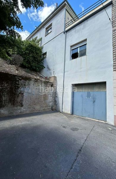 Foto ace0cf24-9245-4104-9204-39775f6cb12e. Casa amb calefacció aparcament a Bañeza (La)