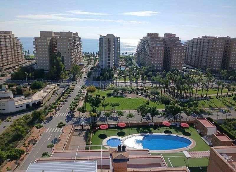 Foto 947f86e8-e6e4-49dc-8bef-d8e14b113cd5. Àtic amb calefacció aparcament piscina a Playa Coral - Torremar Oropesa del Mar