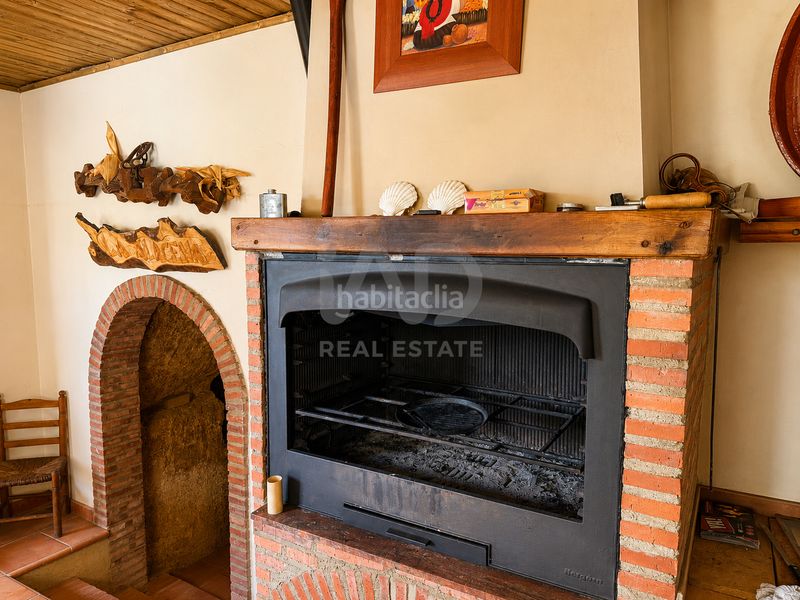 Foto 942267a0-f1eb-4451-b1e7-4d0749819bc1. Casa amb calefacció a Valdevimbre