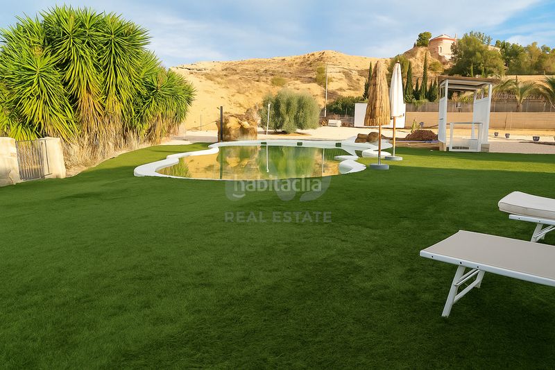 Foto b31d8c77-d386-4bd7-88fb-bf4d391bbb5f. Casa amb aparcament piscina a Cobatillas Murcia