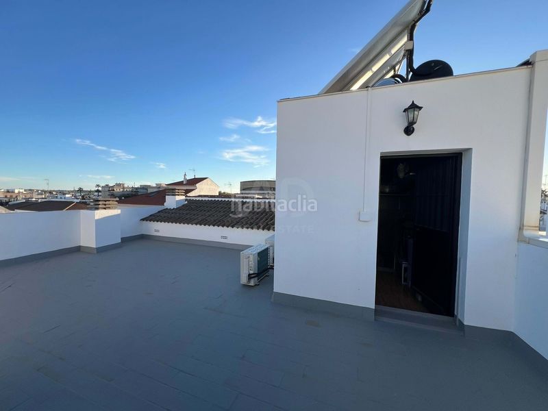 Foto caffe8a8-b60a-433a-b3aa-692cb147e762. Àtic a Lepe