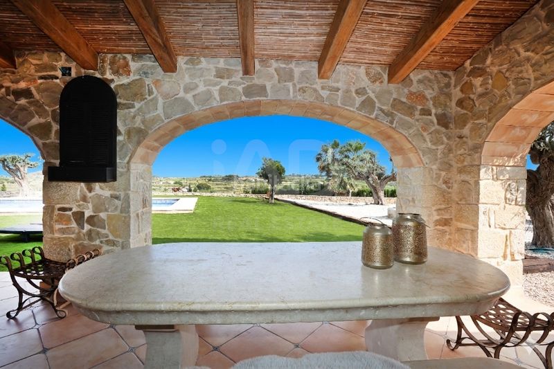 Foto 27bbd853-b2e9-4bdb-a0e3-061556e84bdd. Casa amb calefacció aparcament piscina a Benissa pueblo Benissa
