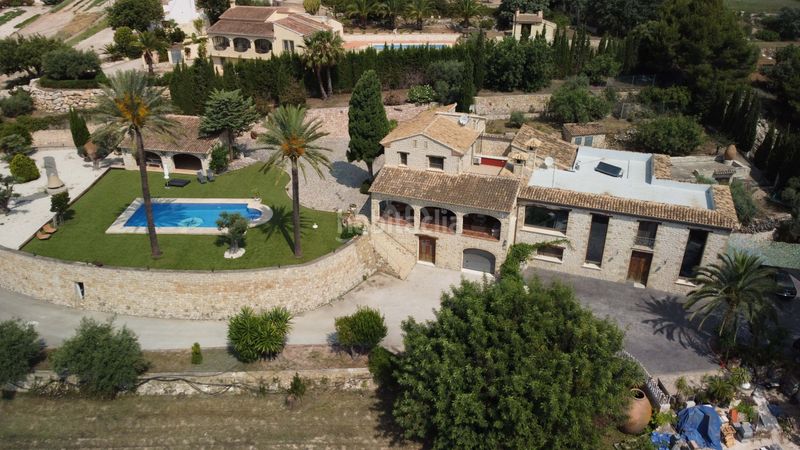 Foto bb874dbc-992f-49ef-9f43-e58d496e36b3. Casa amb calefacció aparcament piscina a Benissa pueblo Benissa