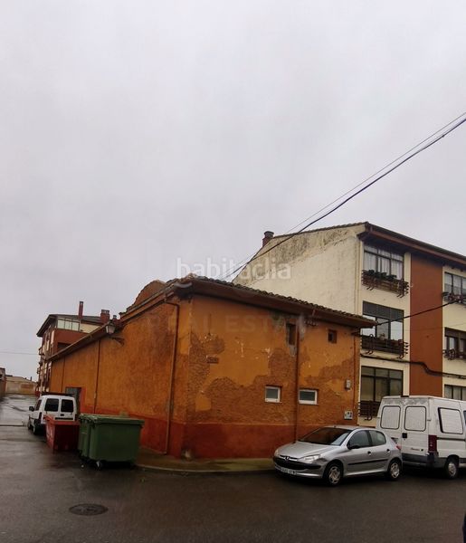 Foto dc1fbdd8-7cd9-480c-ad02-f6962e1e2542. Edificio en Mansilla de las Mulas
