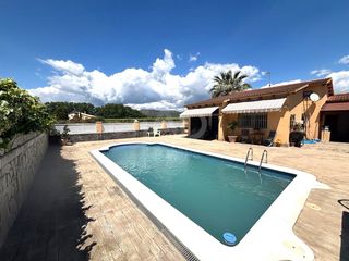 Casa in Llorenç del Penedès