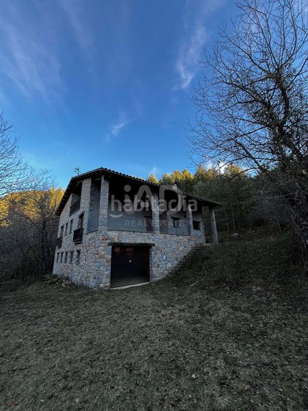 Foto 93ab6382-5a4b-4ccb-8113-cd76ea53e05c. Casa amb calefacció aparcament a Saldes