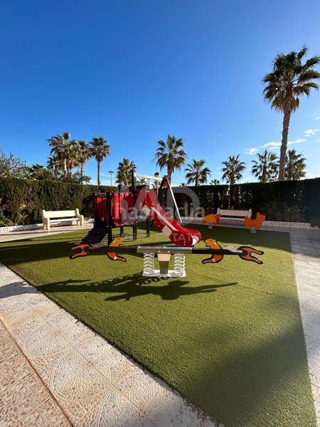 Foto f31d7c19-87d7-462b-be45-aef42889cc30. Pis amb calefacció piscina a Vista Mar Oropesa del Mar