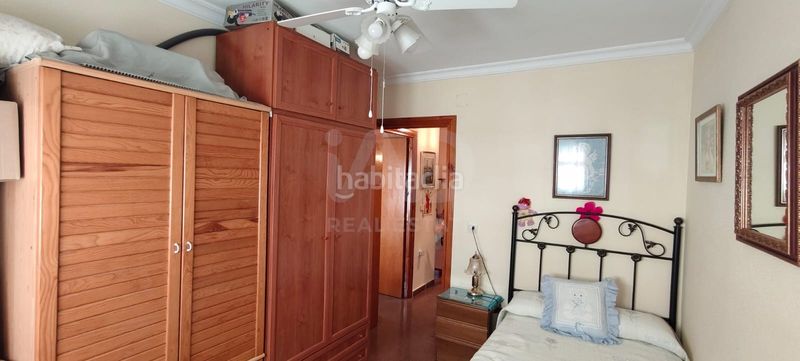 Foto a897f68a-2c7c-4d05-a98e-f25d1e57904e. Casa aparellada amb calefacció a Écija