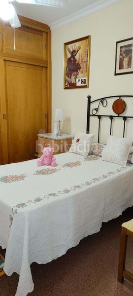 Foto e2faaa4d-4e03-49f8-a793-bbdb4e1145a4. Casa aparellada amb calefacció a Écija