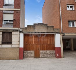 Locale commerciale in Calle doce de octubre 1 1