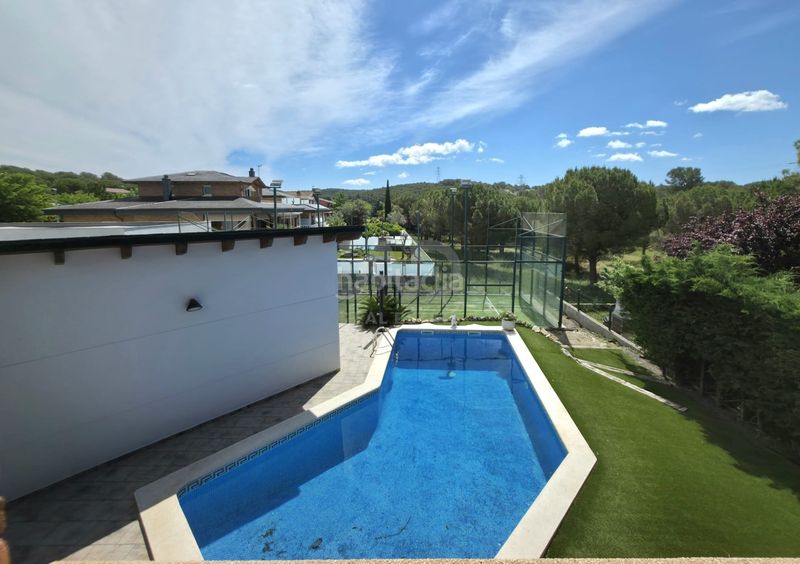 Foto db73ed8a-f7f2-4e52-b636-22cddc274f7d. Casa amb calefacció piscina a Begues