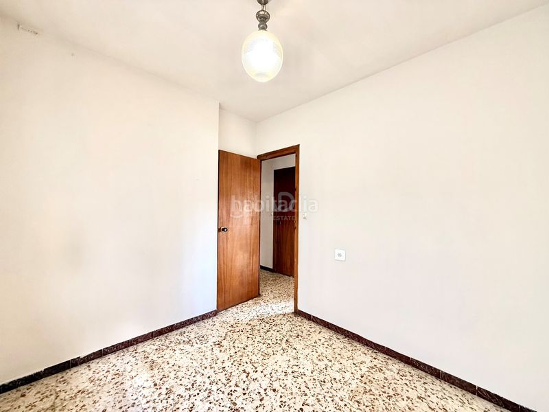 Foto b9939dbc-f79a-4976-856e-85b236dcd3e2. Pis a Xaló