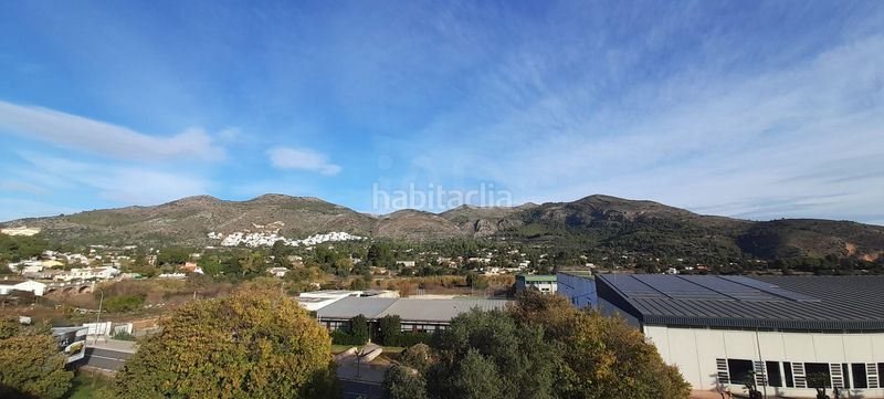 Foto 670a69df-9b51-4e2f-9303-af915341e458. Àtic amb calefacció aparcament a Xaló