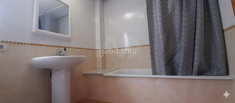 Foto ab535b80-cbc1-463d-bdbe-19cd0b7cb5c0. Àtic amb calefacció aparcament a Xaló