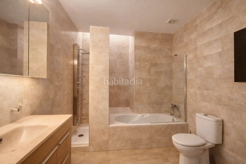Foto 6b60a47d-ce29-4fe6-a537-8732722f41f1. Casa amb calefacció aparcament piscina a Las Bayas Elche / Elx