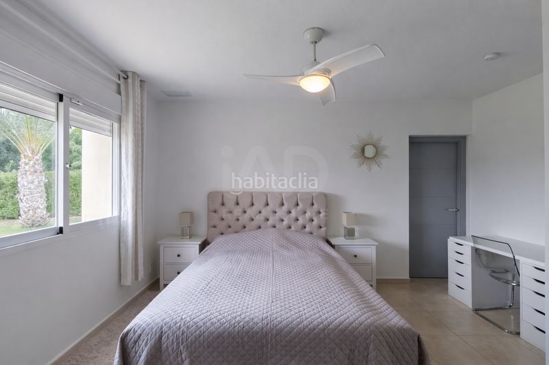 Foto b1f27787-fdc7-422e-a88c-3a36d09c3325. Casa amb calefacció aparcament piscina a Las Bayas Elche / Elx