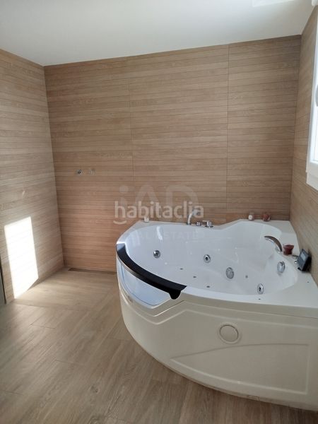 Foto 8b2a1ba4-cbb6-4dd5-9bb9-decf3fe9288a. Chalet en Cómpeta