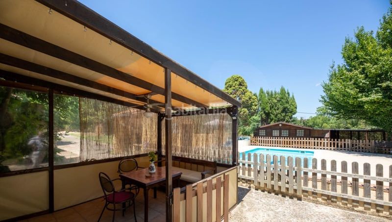 Foto 069d3376-e9dd-410d-ab46-8a7cd61ea8e4. Casa amb aparcament piscina a Cellera de Ter (La)