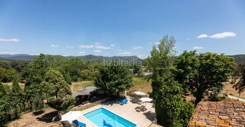 Foto bad7cc5f-9b97-49b0-a111-4497ed752f1e. Casa amb aparcament piscina a Cellera de Ter (La)