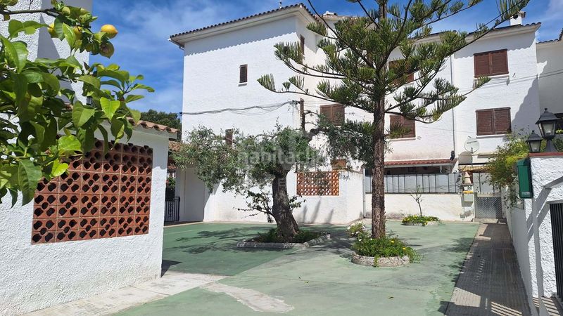 Foto 36bce4ce-03bc-4fa7-88b1-48c485438449. Casa amb calefacció aparcament a El francas Coma-ruga