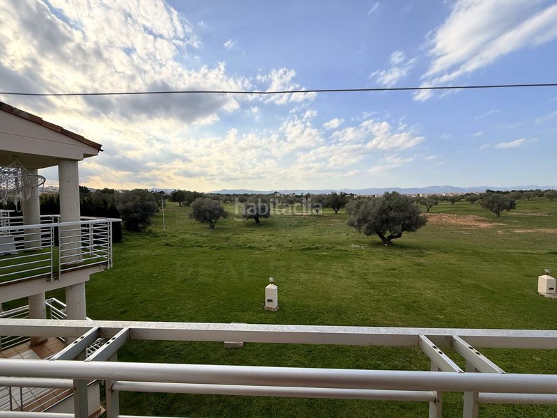 Foto cbc0d1b9-a8af-4651-b01a-dab193bf9647. Àtic amb piscina a San Jorge