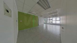 Lloguer Local Comercial a Centre - Passeig i Rodalies