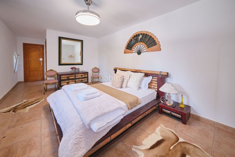 Foto 4fc38e30-5219-4c34-99cc-fafd6f9e53d9. Casa amb aparcament piscina a Velilla - Velilla Taramay Almuñécar