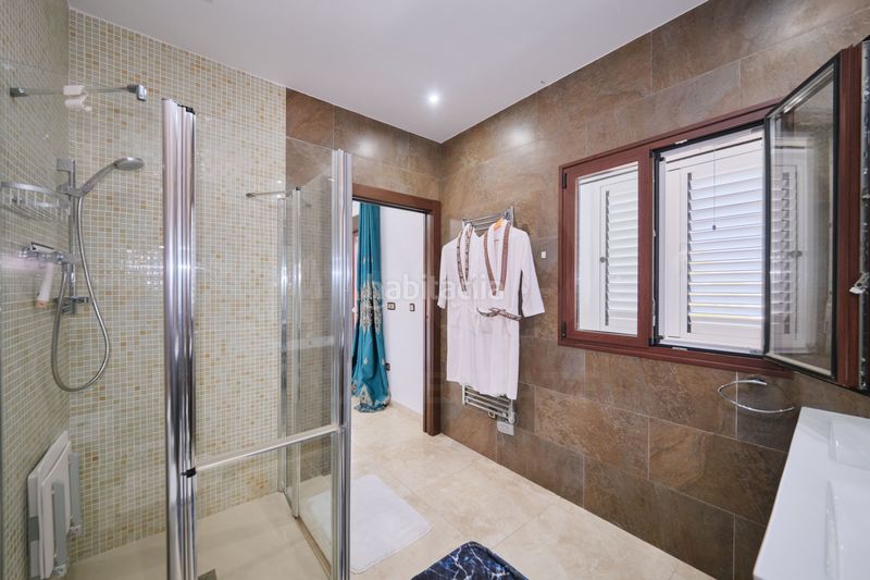 Foto d53b7d10-507c-4ea4-9a5b-ec6f83a90caa. Casa amb aparcament piscina a Velilla - Velilla Taramay Almuñécar