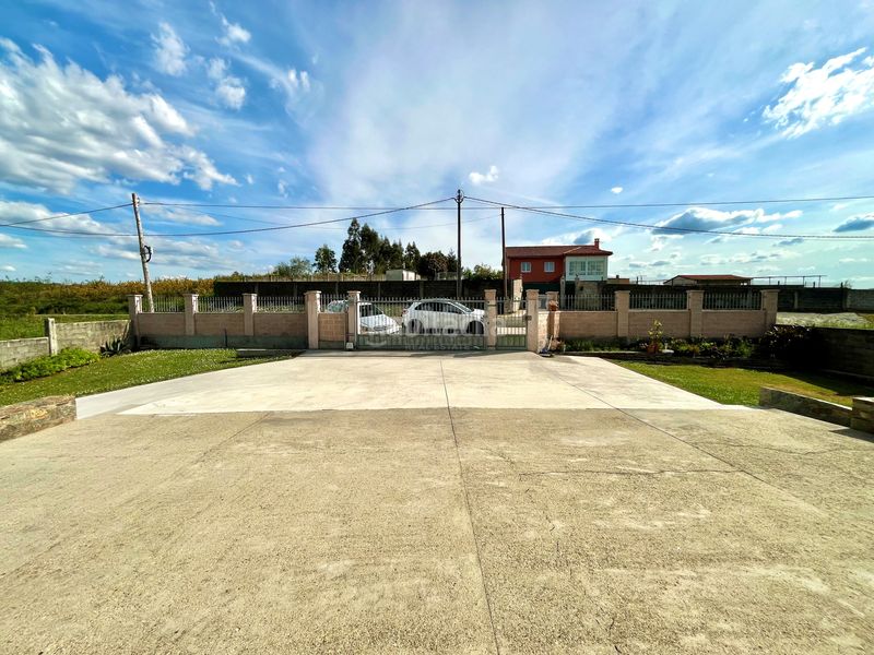 Foto 5ed4e866-79b8-436c-9cb2-c889e0df19c6. Casa amb calefacció aparcament a Coirós
