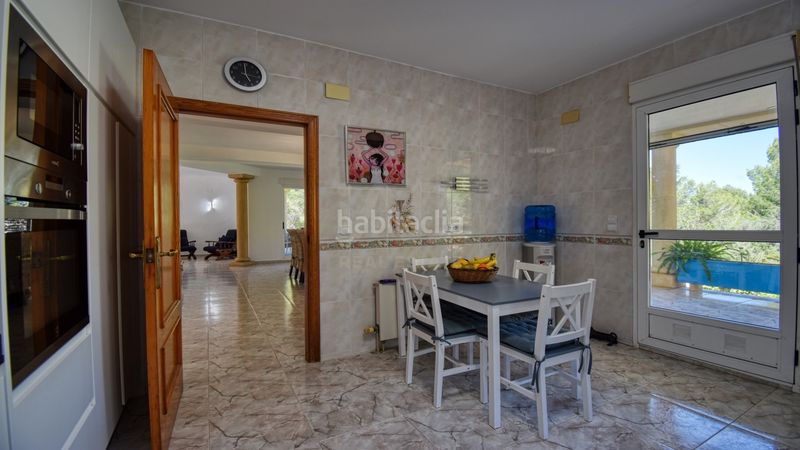 Foto e6efcc40-4753-4f03-b6d4-b0aaa3d49137. Xalet amb calefacció aparcament piscina a Centro Pedreguer