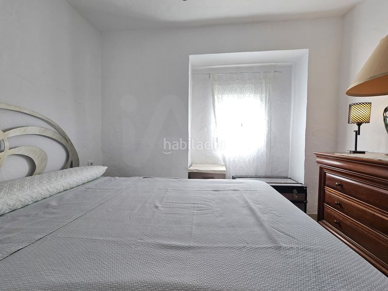 Foto cc5bfa42-63fe-4306-b18e-866a0150c0b6. Casa en Montefrío
