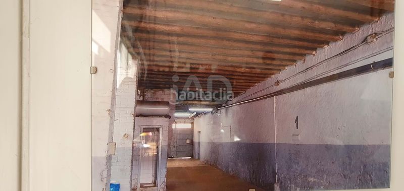 Foto d617d5a4-6747-4b31-95fd-c57cd92e39d3. Edificio en Centre Igualada