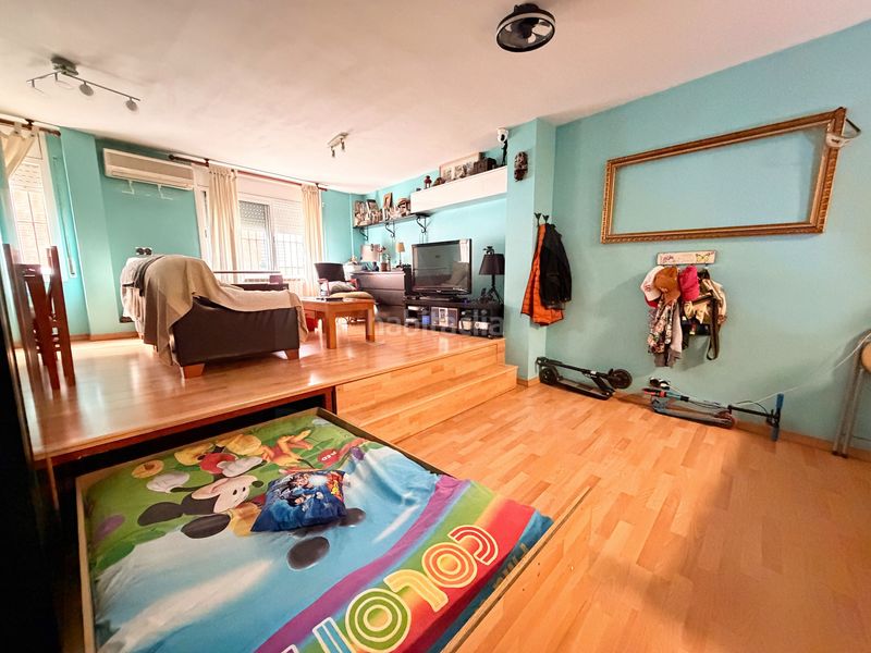 Foto afee0215-852c-46b6-95e7-f9799fc343c5. Estudio en Vallirana