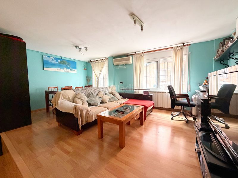 Foto b6aff18b-0e3d-487b-9efe-406bdc7e30c1. Estudio en Vallirana
