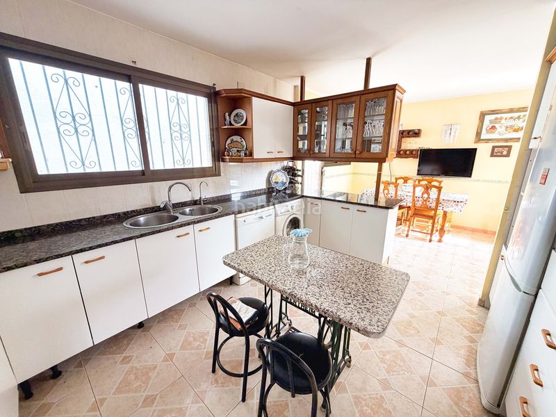 Foto e7ed66d1-6772-4182-9446-0476ec9f3d06. Casa amb calefacció aparcament piscina a Vallirana