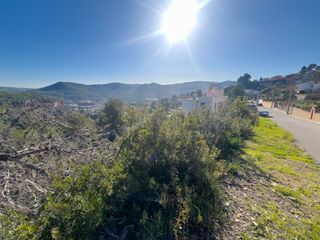 Terreno residenziale in Vallirana