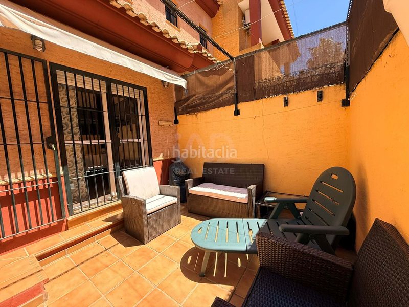 Foto d8958627-48d9-4de5-8846-580850aedccb. Casa aparellada amb calefacció piscina a Lepe