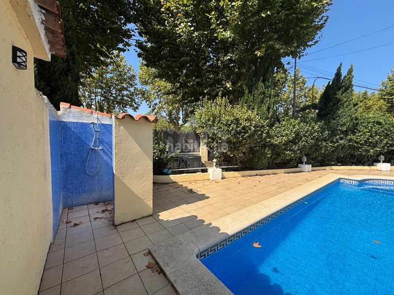 Foto 975d3e9b-3337-41fc-baf9-5280af8cdbe8. Casa amb calefacció aparcament piscina a Francolí - Freser - Noguera Empuriabrava