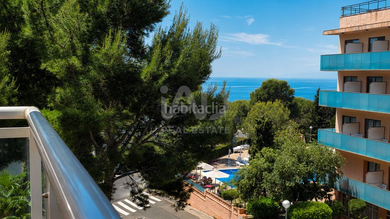 Foto e32f23b9-5207-4237-be6d-770d7fadb86e. Pis amb calefacció piscina a pla de maset - cap de Salou Salou