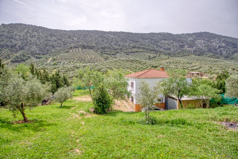 Foto eb55d660-962b-423a-9523-d61f80045da1. Casa amb calefacció aparcament a Rute