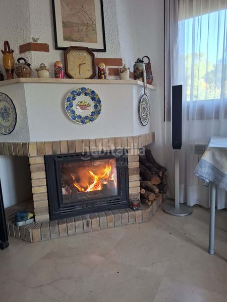 Foto addd7672-d465-486e-b460-c8b31d98d993. Edifici a passeig de sant isidre a Tivissa