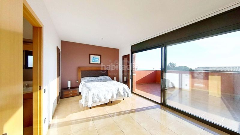 Foto 459ce460-f485-45bd-b40c-6bdcdea47ba1. Casa amb calefacció aparcament piscina a La Franquesa-Oasis Park Vendrell (El)