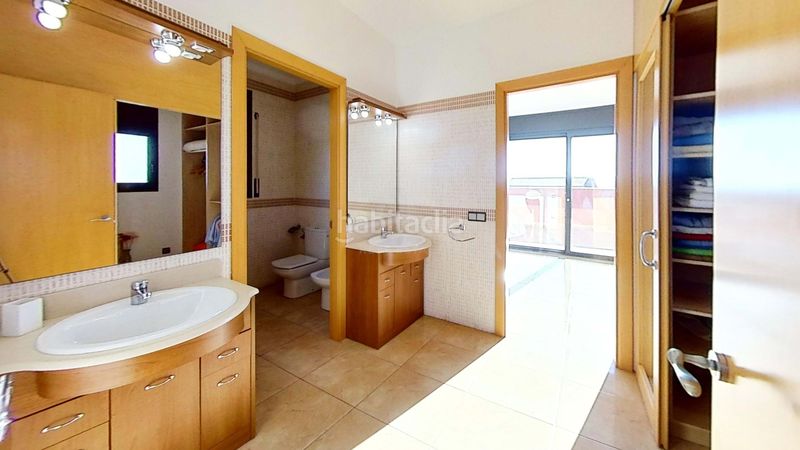 Foto fe064fb7-8906-4c8f-96a5-00ed323a460f. Casa amb calefacció aparcament piscina a La Franquesa-Oasis Park Vendrell (El)