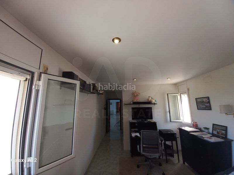 Foto dbcd1925-5855-4919-aac2-10f7c79edb3a. Casa amb calefacció a Ginestar